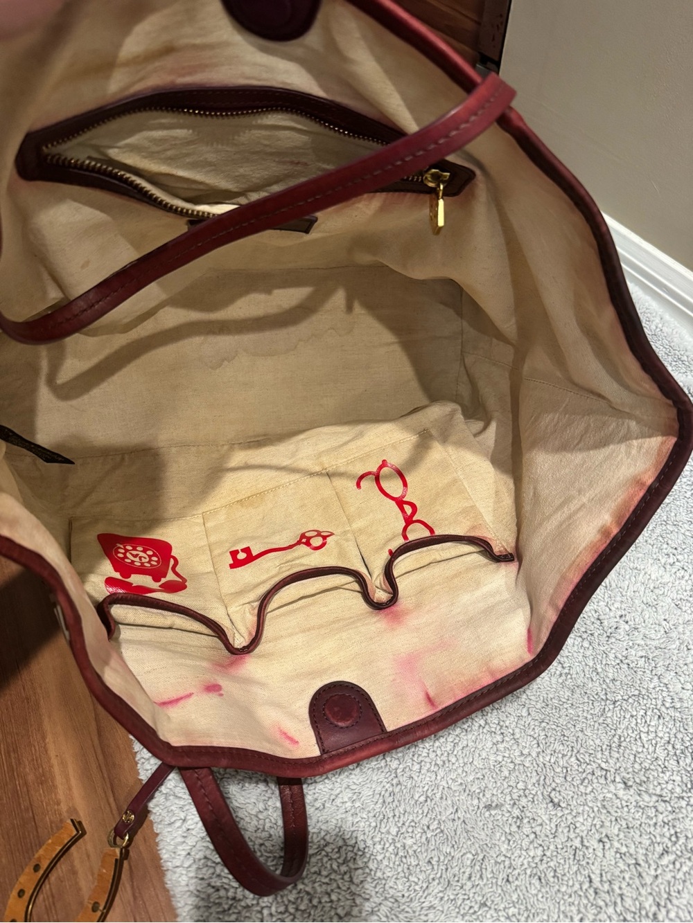 Jonathan Adler Geometric Tote with Red Floral Motif and Burgundy Trim - Picture 9 of 12